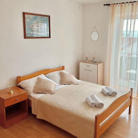 Apartmani Mara Bol Ngoại thất bức ảnh
